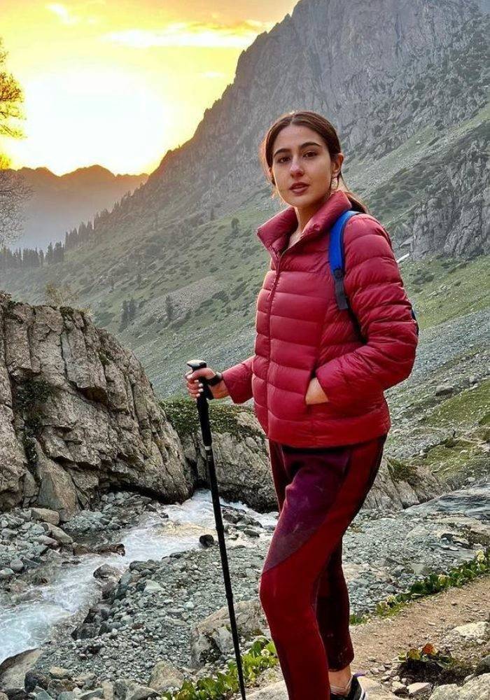 Kashmir-Trekking-By-Hitch-A-Hike-Tour-and-Travels