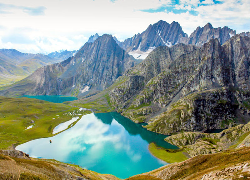  Sonamarg - Vishansar Lake Trek